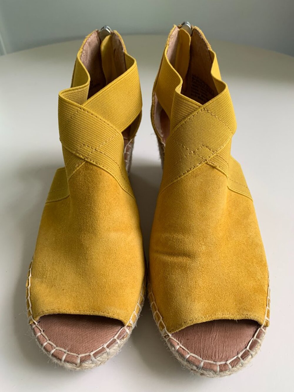 Gentle Souls by Kenneth Cole Colleen Cross Elastic Espadrille Wedges Size 6